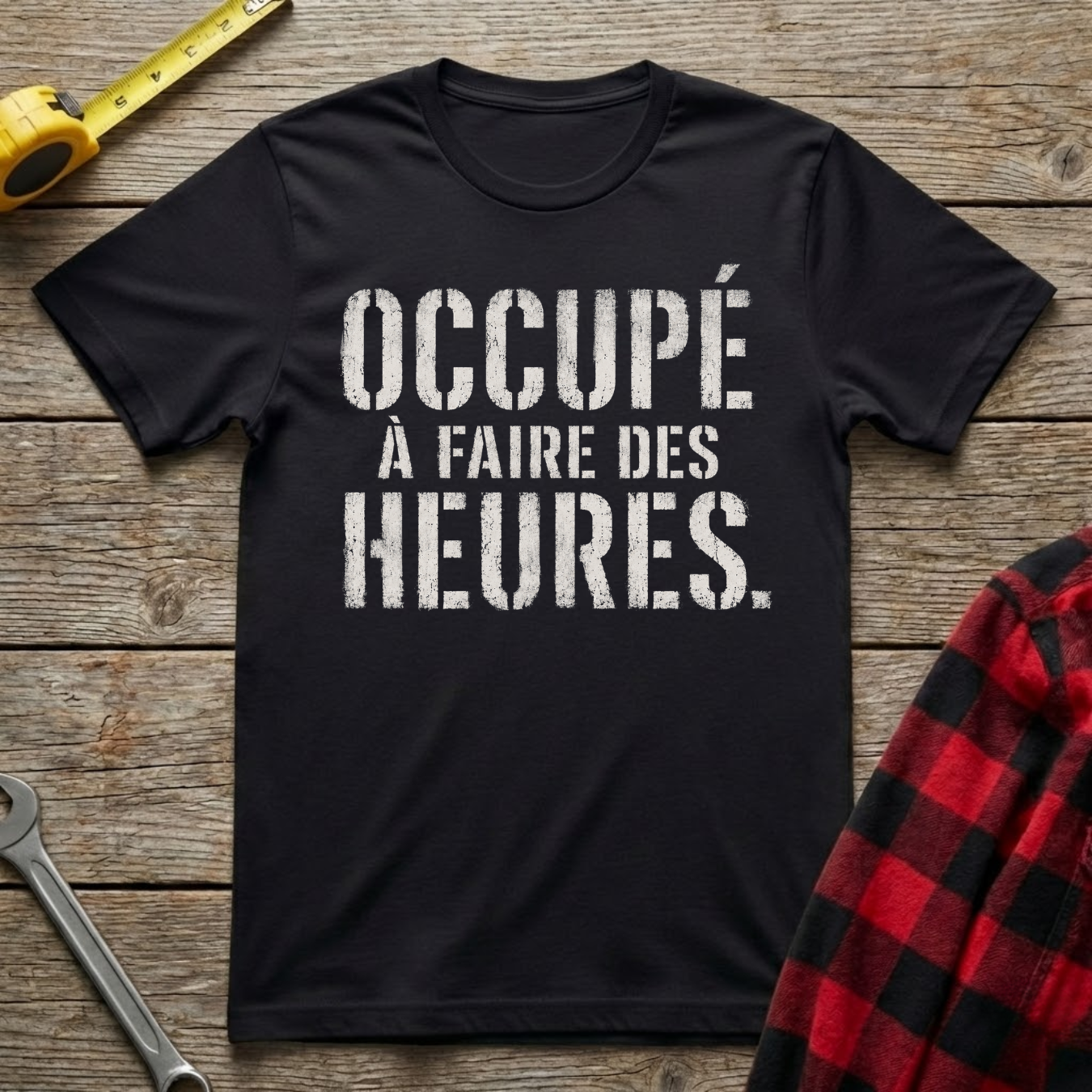 Occupé à faire des heures T-Shirt