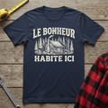 Le Bonheur Habite Ici T-Shirt