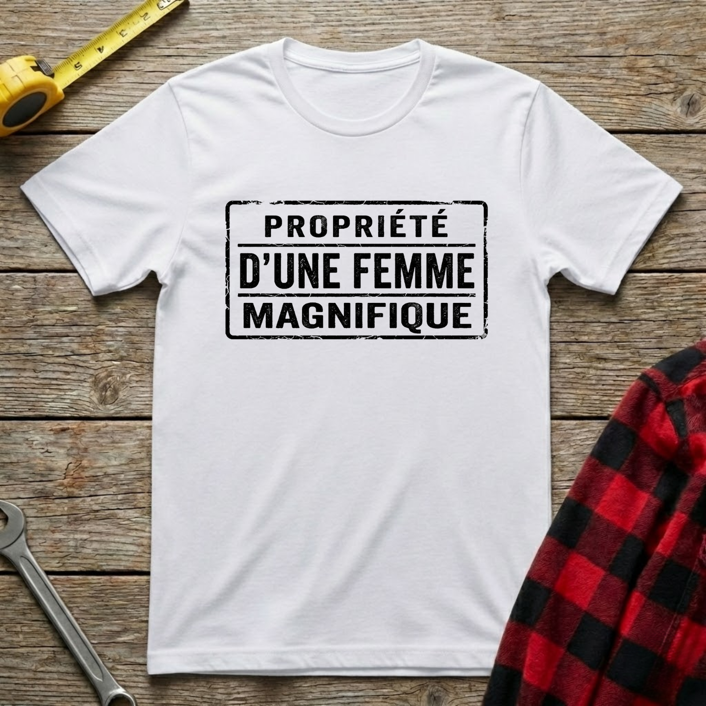 Propriété d'une femme T-Shirt