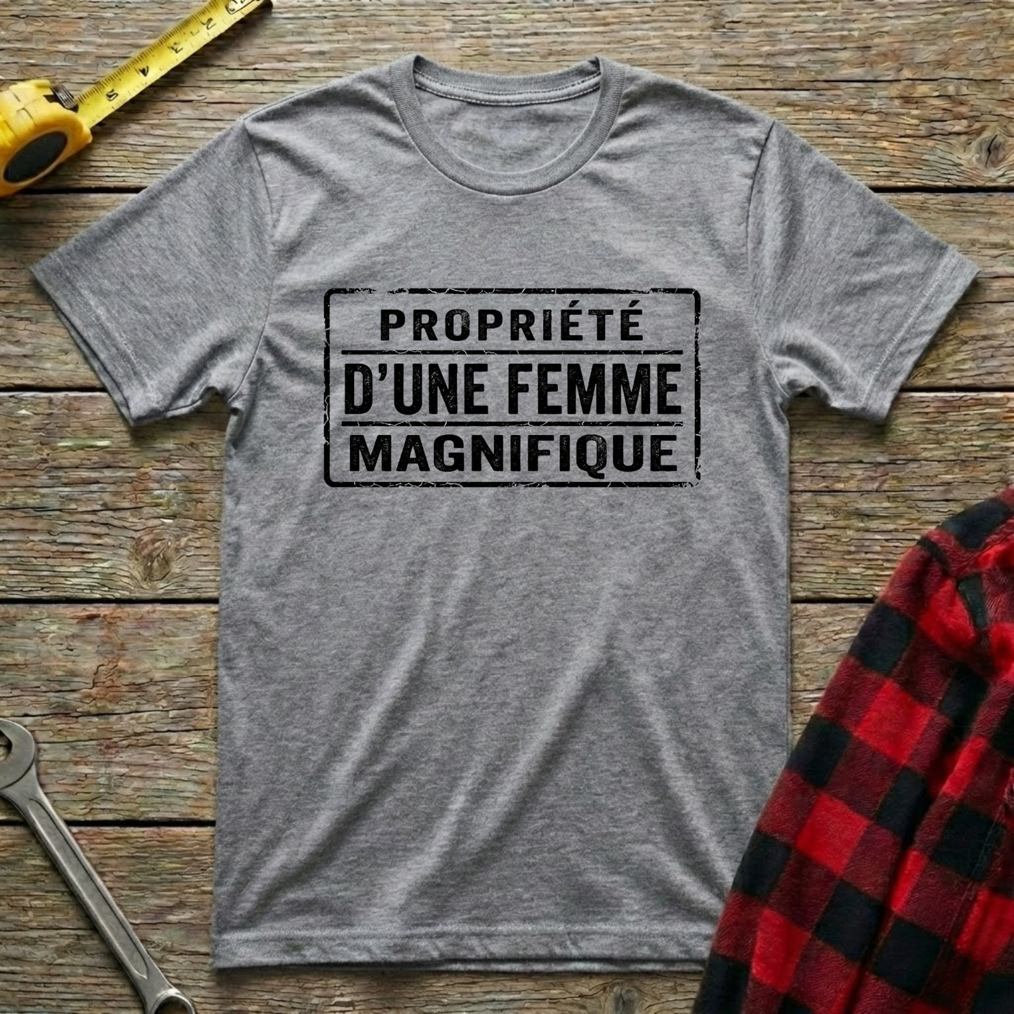 Propriété d'une femme T-Shirt